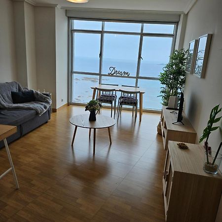 Ferienwohnung Vivienda Con Increibles Vistas A La Playa De Riazor A Coruña Exterior foto