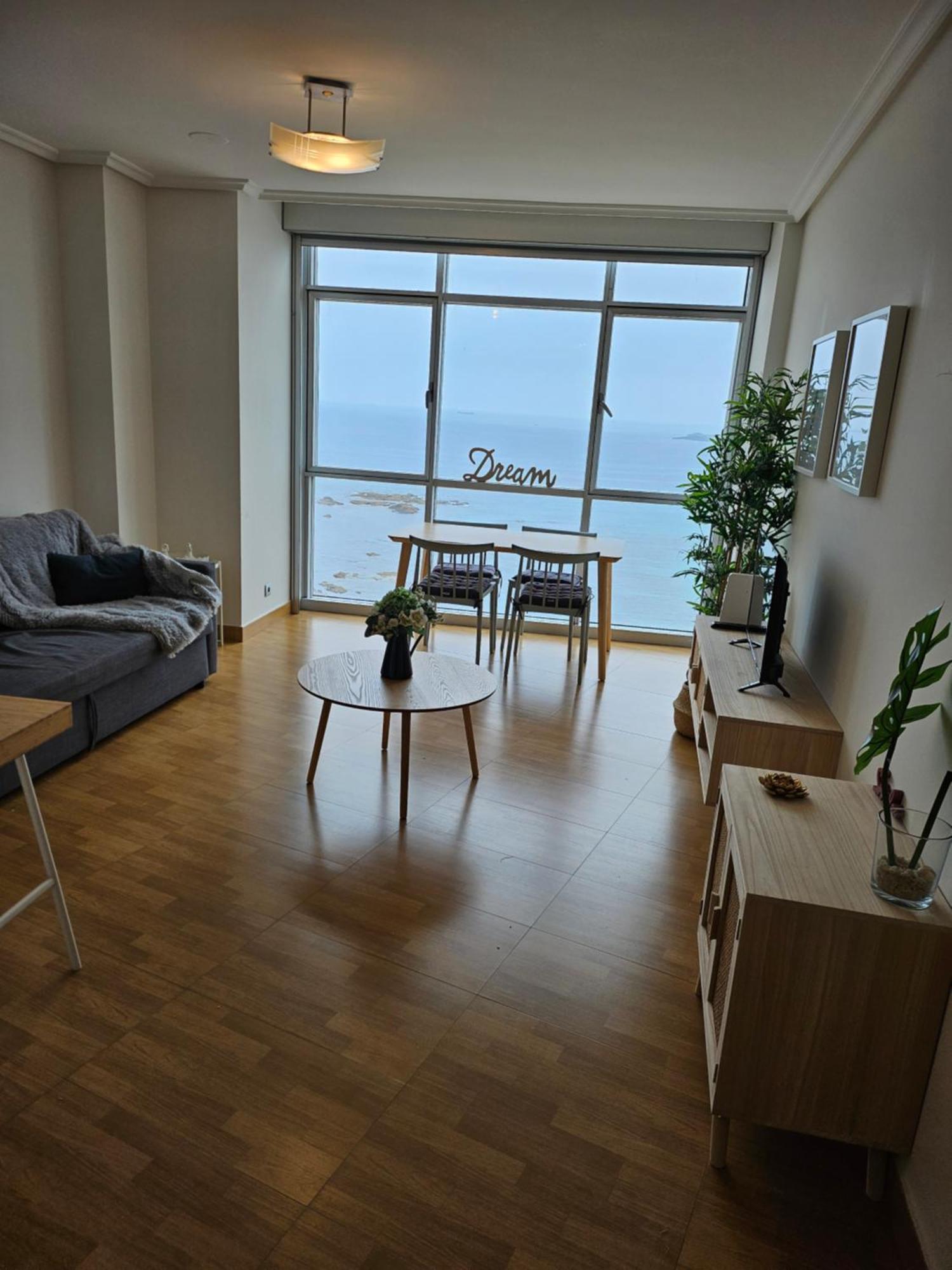 Ferienwohnung Vivienda Con Increibles Vistas A La Playa De Riazor A Coruña Exterior foto