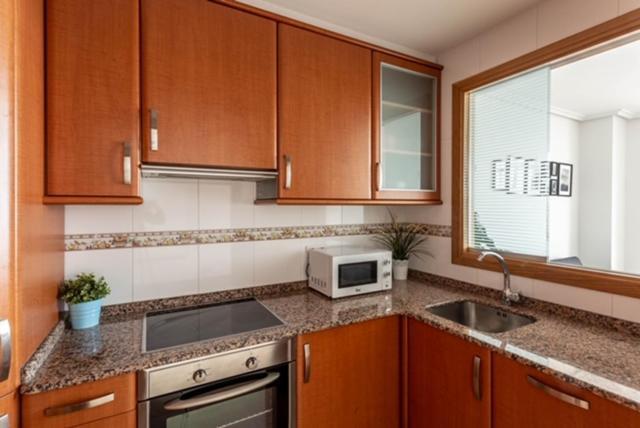 Ferienwohnung Vivienda Con Increibles Vistas A La Playa De Riazor A Coruña Exterior foto
